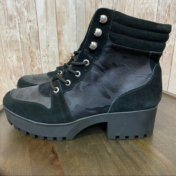 Steve Madden Greater Camo Platform Combat Ankle Boots Size 10 Women - Picture 5 of 10